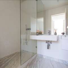 Отель Luxury T.M. Penthouse with a View Лиссабон ванная