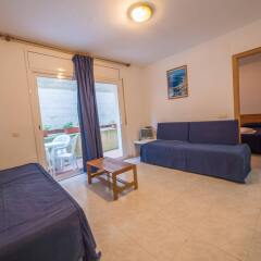 Отель Apartamentos AR Nautic Испания, Бланес - отзывы, цены и фото номеров - забронировать отель Apartamentos AR Nautic онлайн комната для гостей фото 3