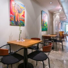 Отель Teaterhotellet Швеция, Мальме - 1 отзыв об отеле, цены и фото номеров - забронировать отель Teaterhotellet онлайн питание фото 2