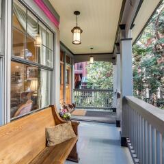 Отель West End Guest House Канада, Ванкувер - отзывы, цены и фото номеров - забронировать отель West End Guest House онлайн балкон