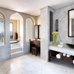 Отель Anantara Al Jabal Al Akhdar Resort Оман, Низва - отзывы, цены и фото номеров - забронировать отель Anantara Al Jabal Al Akhdar Resort онлайн сауна