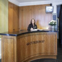 Отель 44 Curzon Street By Mansley интерьер отеля