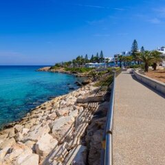 Отель Artemis Villa Кипр, Протарас - отзывы, цены и фото номеров - забронировать отель Artemis Villa онлайн пляж