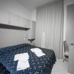 Hotel Sissi-rivazzurra Di Rimini Римини комната для гостей фото 2