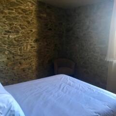 Отель Hostal D'escadarcs Альп комната для гостей фото 2
