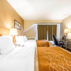 Отель Comfort Inn Kirkland Lake комната для гостей фото 5