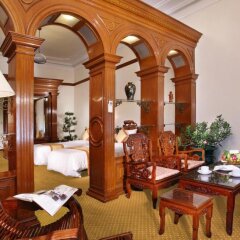 Hotel Continental Saigon развлечения