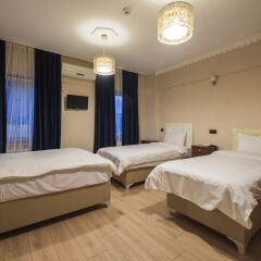 Ixir Hotel сейф в номере