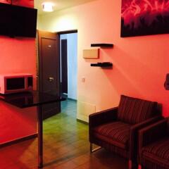 Апартаменты Coconut Apartments - Adults Only комната для гостей