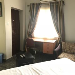 Отель Pentagon Luxury Suites Enugu Нигерия, Энугу - отзывы, цены и фото номеров - забронировать отель Pentagon Luxury Suites Enugu онлайн удобства в номере фото 2