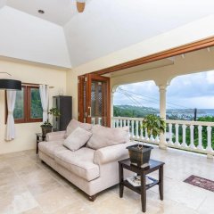 Sandrati Villa in Bequia, St. Vincent and the Grenadines from 331$, photos, reviews - zenhotels.com balcony