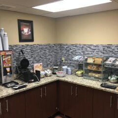 AmericInn Hotel and Suites - Inver Grove Heights питание