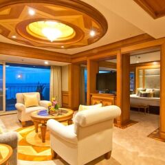 Отель Royal Wing Suites & Spa Таиланд, Паттайя - 3 отзыва об отеле, цены и фото номеров - забронировать отель Royal Wing Suites & Spa онлайн комната для гостей фото 4