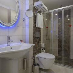 Alaiye Kleopatra Hotel ванная