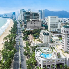 Отель Sunrise Nha Trang Beach Hotel & Spa Вьетнам, Нячанг - 5 отзывов об отеле, цены и фото номеров - забронировать отель Sunrise Nha Trang Beach Hotel & Spa онлайн пляж