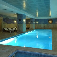Taksim Gonen Hotel Турция, Стамбул - отзывы, цены и фото номеров - забронировать отель Taksim Gonen Hotel онлайн бассейн