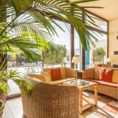 Отель UNAHOTELS Naxos Beach Sicilia Италия, Джардини Наксос - 1 отзыв об отеле, цены и фото номеров - забронировать отель UNAHOTELS Naxos Beach Sicilia онлайн интерьер отеля фото 3