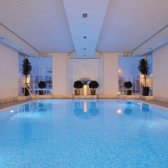 Отель Best Western Premier Parkhotel Kronsberg Германия, Ганновер - 1 отзыв об отеле, цены и фото номеров - забронировать отель Best Western Premier Parkhotel Kronsberg онлайн бассейн фото 3