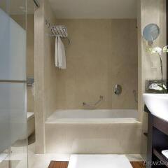 Отель Daios Luxury Living Греция, Салоники - отзывы, цены и фото номеров - забронировать отель Daios Luxury Living онлайн ванная