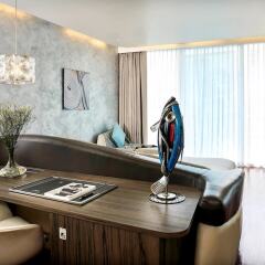 Отель Baraquda Pattaya - MGallery by Sofitel интерьер отеля