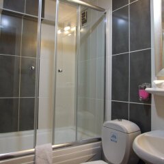 Almer Hotel ванная