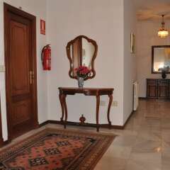 Отель Hostal Mourelos фото 5