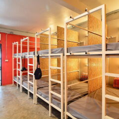 Adventure Hostel фитнесс-зал