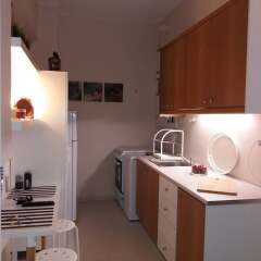 Отель Trendy Urban Home in Athens - 5' to Metro Station в номере фото 2