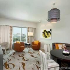 Отель Hilton Capital Grand Abu Dhabi ОАЭ, Абу-Даби - отзывы, цены и фото номеров - забронировать отель Hilton Capital Grand Abu Dhabi онлайн комната для гостей фото 3