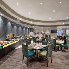 Отель Savoy Central Hotel Apartments ОАЭ, Дубай - 3 отзыва об отеле, цены и фото номеров - забронировать отель Savoy Central Hotel Apartments онлайн питание фото 3