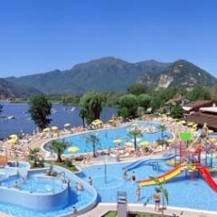 Отель Camping Villaggio Isolino Италия, Вербания - отзывы, цены и фото номеров - забронировать отель Camping Villaggio Isolino онлайн бассейн