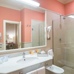 Отель Casa Romana Hotel Boutique Испания, Севилья - отзывы, цены и фото номеров - забронировать отель Casa Romana Hotel Boutique онлайн ванная фото 2