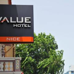 Value Hotel Nice парковка