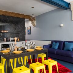 Отель Luxury 3 Bedroom 2 Bathroom Loft - Louvre Museum Париж детские мероприятия