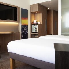 Отель Novotel Basel City удобства в номере