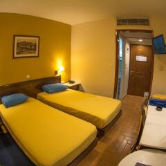 Hotel Chris удобства в номере фото 2