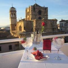 Hotel Los Jeronimos y Terraza Monasterio балкон
