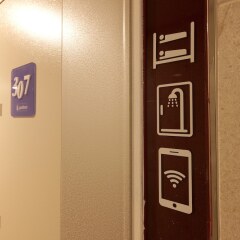 Отель K-guesthouse Sinchon 2 сейф в номере