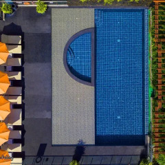 New Square Patong Hotel с домашними животными