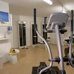 Отель ACHAT Premium Walldorf/Reilingen фитнесс-зал фото 2