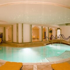 Отель Grandpanoramahotel Stephanshof Tirol Тироло бассейн