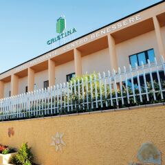 Hotel Cristina Рокка-Сан-Джованни парковка