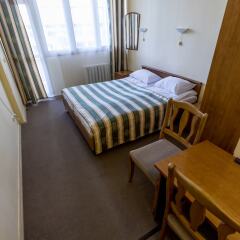 Primorskaya Hotel Сочи комната для гостей фото 4
