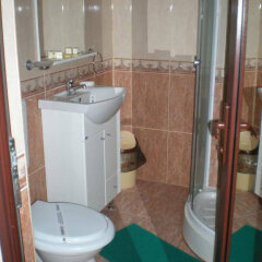 Vila Montana in Constanța, Romania from 77$, photos, reviews - zenhotels.com bathroom