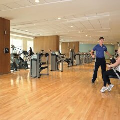Отель Khalidiya Palace Rayhaan by Rotana, Abu Dhabi фитнесс-зал