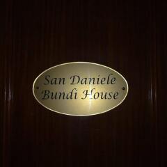 Отель San Daniele Bundi House развлечения