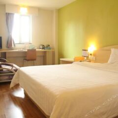 Отель 7 Days Inn Jiangmen 1st Gangkou Road Phoenix Mountain Station Branch комната для гостей фото 4