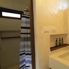 Отель Lazy Days Samui Beach Resort ванная фото 2