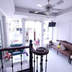 Ratchada-Sutthisan Hotel And Longstay Бангкок комната для гостей