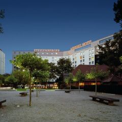 Steigenberger Airport Hotel пляж
